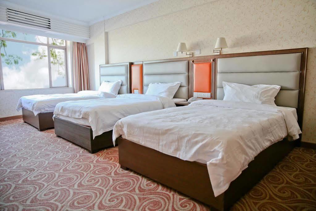 Towns Well Hotel Macao Exterior foto